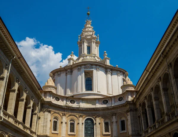 Igreja Sant 'Ivo alla Sapienza em Roma, Itália — Fotografia de Stock