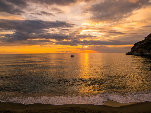 Sonnenuntergang in Ischia, Italien — Stockfoto