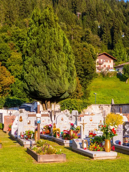 Cimetière San Vigilio Pinzolo Dolomites Italie — Photo