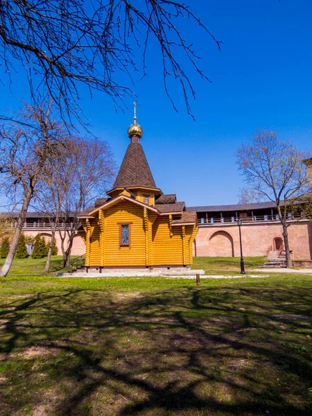 Kerk kapel van Vladimir gelijk van de apostelen, het Kremlin, Veliky Novgorod, Rusland — Stockfoto