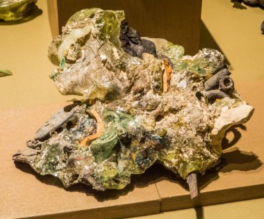 Lübnan savaşı sırasında hasar gören nesneler, Beyrut Ulusal Müzesi, Lübnan