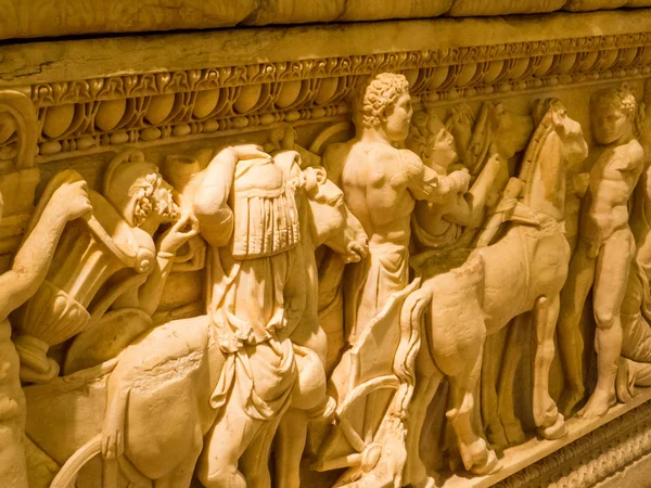 Sarcophage en marbre avec la légende d'Achille, Musée national de Beyrouth, Liban — Photo