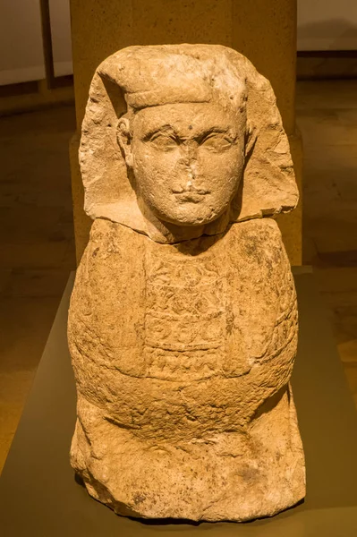 Starożytna statua, Muzeum Narodowe w Bejrucie, Liban — Zdjęcie stockowe
