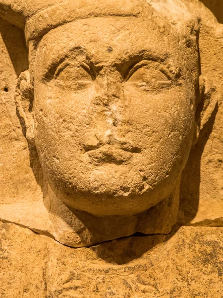 黎巴嫩贝鲁特国家博物馆古雕像 — 图库照片
