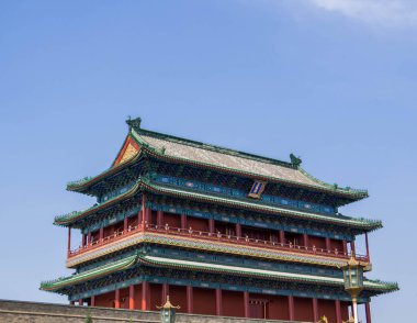 Zhengyangmen (veya Qianmen), Zenith Sun 'ın Kapısı. Pekin, Çin 'de.