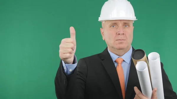 Confident Engineer Thumbs Green Screen Background — Stock Photo, Image