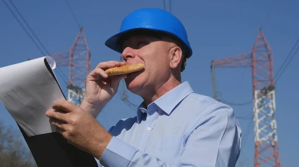 Ingeniero Electricista Trabajando Hora Del Desayuno Comer Leer Agenda —  Fotos de Stock