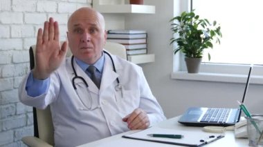 Doktor iç hastane kabine olun Stop el jestleri anlamına gelir erişimini engelle