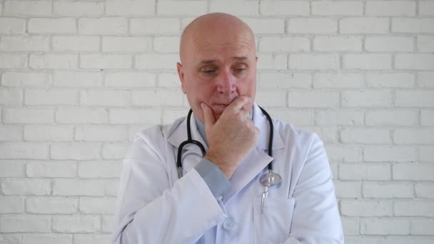 Serious Doctor Image Thinking Pensive Preoccupied Medical Problem — Stock Video