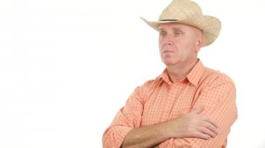 Yorgun çiftçi bekleyen ve esneme sıkılmış Overworked tarımcı uyku başlatmak