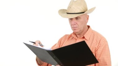 Büyük el yazma belgedeki klasöründe ile ciddi çiftçi Not almak sayfaları