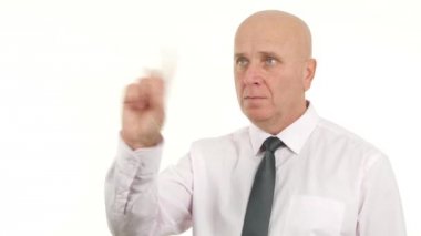 Ciddi iş adamı yapmak olumsuzlama uyarı tehlike bir el jestleri bir parmak işareti