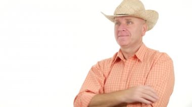 Bir toplantıdan önce mutlu çiftçi gülümseyerek selam ve Merhaba el hareketleri yapmak