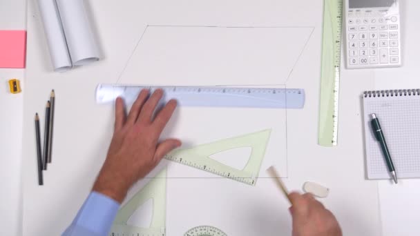 지우개와 연필을 사용 하 여 프로젝트 수정 및 대패 질 손으로 보기 가기 (초 고화질, Ultrahd, 울트라 Hd, Uhd, 4 k, 3840 x 2160) — 비디오