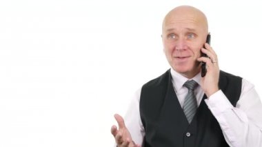 Cep telefonu için konuşurken Şirket Yöneticisi ve beklenmeyen çok iyi haber almak
