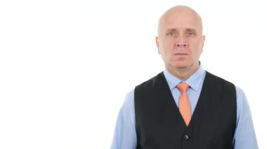 Ciddi iş adamı görüntü hareketleri Yaşasın ile kendine güvenen el eller