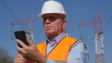 Görüntü bakım işi metin kullanma cep telefonu mühendisi