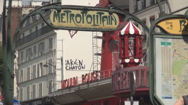 Paris Metropolitan Metro Estação Ferroviária Entrada Transporte de Metro — Vídeo de Stock