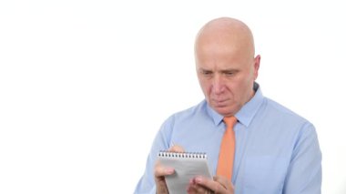 Okuma ve yazma kişisel bir cüzdan işadamı görüntüsü