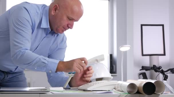 Engineer Office Take Out Hardhat Try Make Phone Call Using — Stock Video