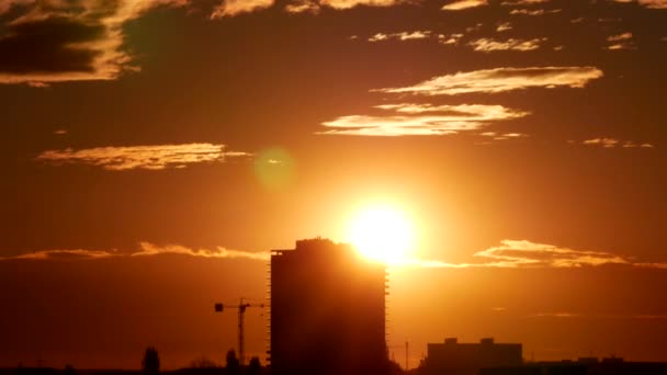 Upływ Czasu Wschód Słońca Nad Mieście Budynku Żurawia Tle — Wideo stockowe