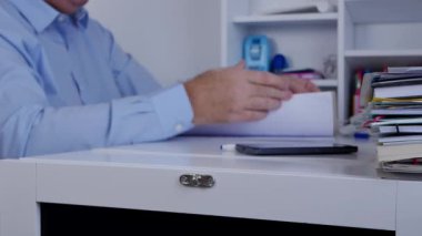 Office Gözat Muhasebe kayıt sayfaları çalışma bir Yöneticisi ile bulanık görüntü