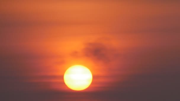 Vista Panorâmica Com Céu Vermelho Belo Pôr Sol Dia Quente — Vídeo de Stock