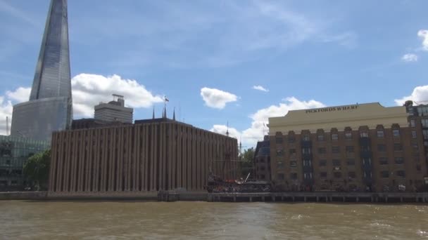 Foto Londra Centro Viaggio Con Una Barca Turistica Sul Tamigi — Video Stock