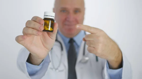 Doctor Recommend Pointing with Finger a Medical Treatment with Vitamin Pills — Stock Photo, Image