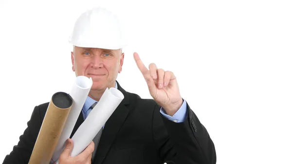 Bild med affärsman som bär HardHat leende och gör inget finger tecken — Stockfoto