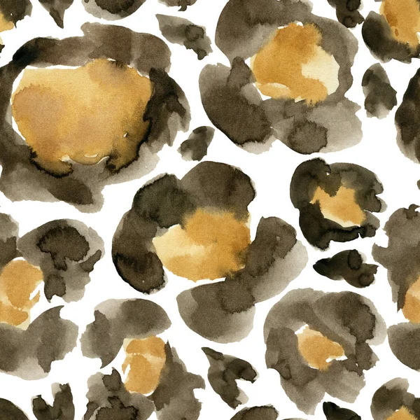 Watercolor leopard camouflage bright seamless pattern. Hand painted beautiful illustration with animal points isolated on white background. For design, print, fabric or background. — Stock Photo, Image