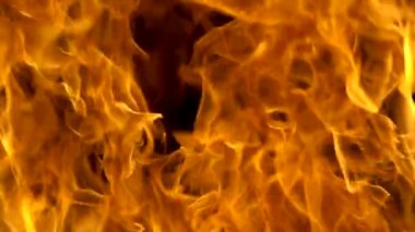 Alev ve ateş. Arka plan. Ağır çekim