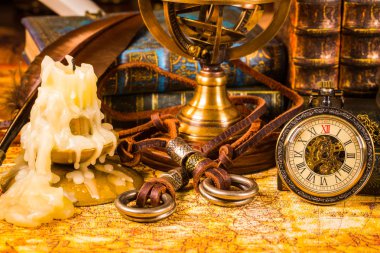 Vintage kalem, kitap, mum ve cep dikkat et. 1565 antik dünyanın Haritası.