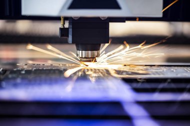 CNC freze tezgahı. İşleme ve lazer kesim t metal için