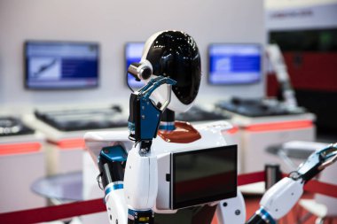 Entegre kamera ve panelile otomatik robot. Robotik ve r