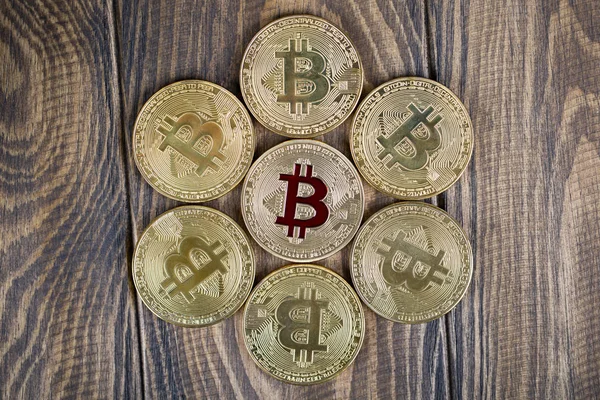 Kripto para birimi Bitcoin sikkesi. Altın sikke.
