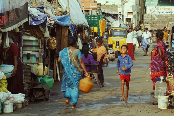 Local Village People Living Home Slum House — Stock Photo, Image