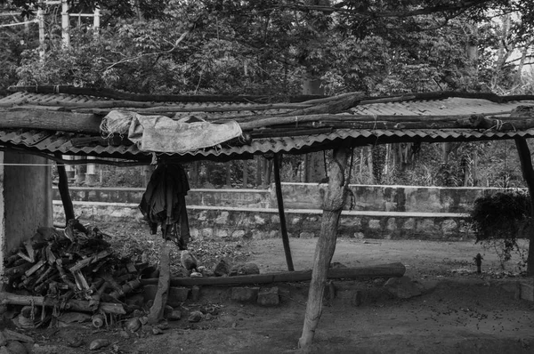 印度农村乡村房屋黑白 — 图库照片