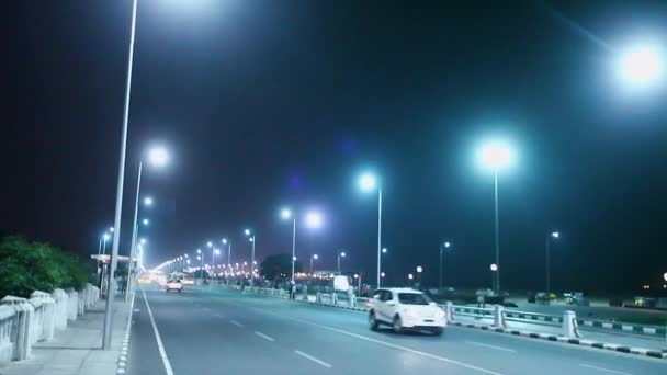 Vista Nocturna Escena Marina Beach Road Busy Street Chennai India — Vídeos de Stock