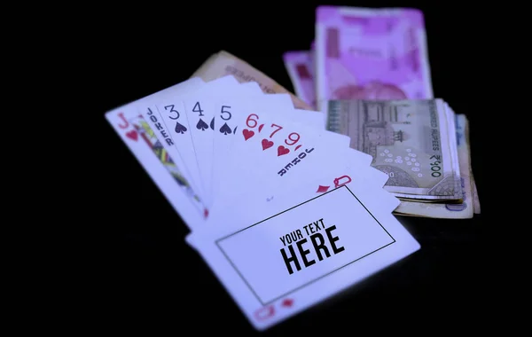 Geld en poker kaart, Afbeelding van de speelkaarten met de indiaan — Stockfoto