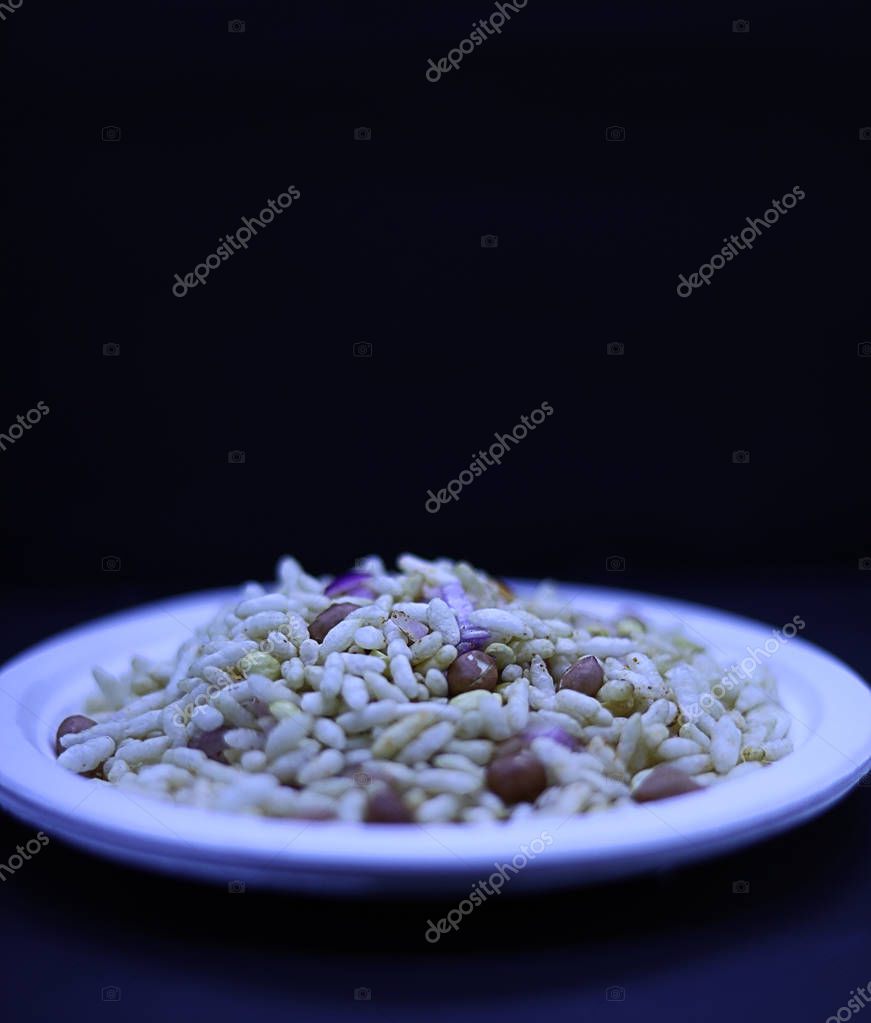 Saraswathi Pooja y Ayudha Pooja Celebrations pori kadalai y cebolla