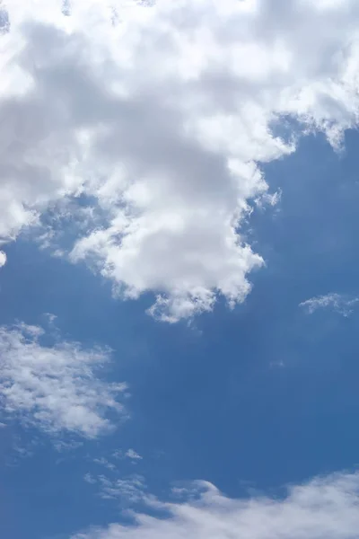 Der Himmel Ist Blau Mit Wolken Schön Von Natur Aus — Stockfoto