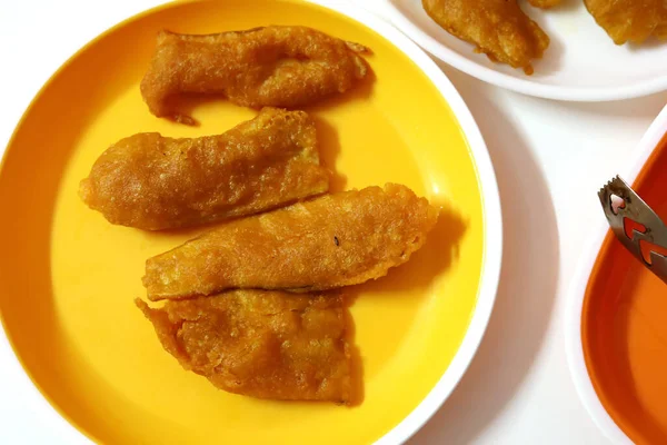 Индийская Еда Сырой Банан Баджи Фриттер Который Является Традиционным Блюдом — стоковое фото