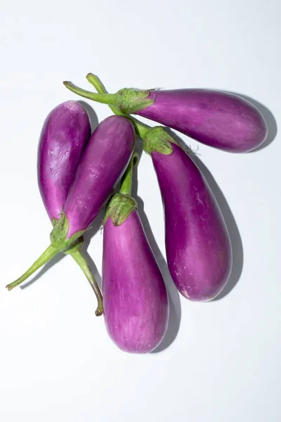 Fresh Purple Eggplant Isolated White Backgrounds — Stock Photo, Image