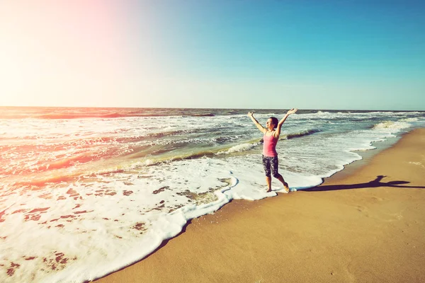 Freedom Young Woman Arms Outstretched Sky Blue Ocean Landscape Beach — Stock Photo, Image