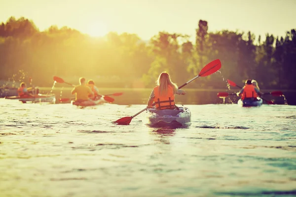 Kayak Piragüismo Familia Niños Canoa Familia Paseo Kayak —  Fotos de Stock