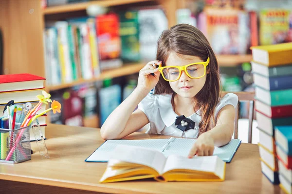 Kinder Onderwijs Levenswijze Leren Concept Met School — Stockfoto