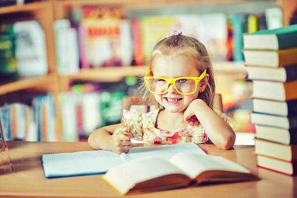 Children Education Lifestyle Learning Concept School — Stock Photo, Image