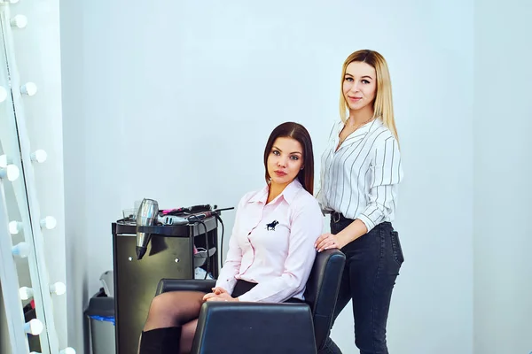 Professional Hairdresser Working Client Salon — Stock Photo, Image
