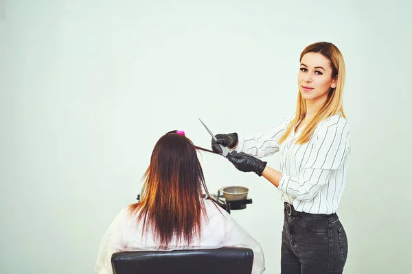 Hermosa Mujer Preparándose Para Boda —  Fotos de Stock